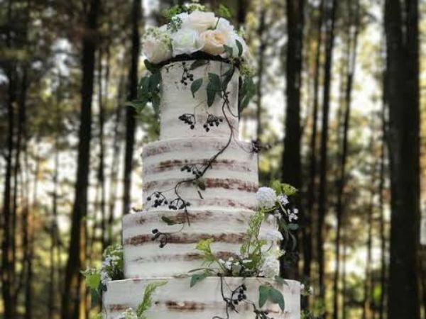 Enchanted Forest Wedding Cake || Romantic Wedding Cakes