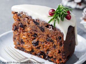 Read more about the article 20 Types Of Cake With Fruit Served At Christmas