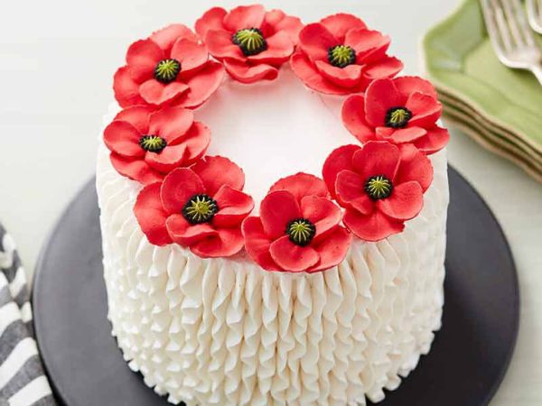PRETTY POPPY CAKE || flower birthday cake