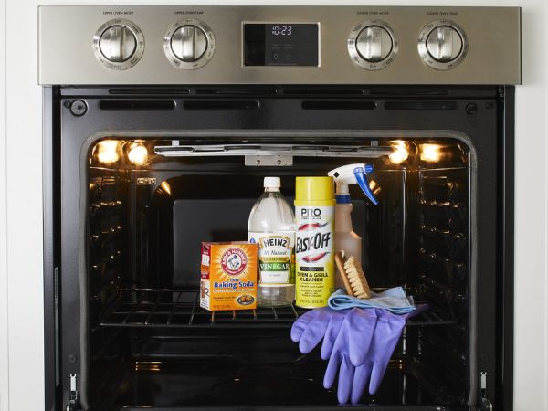 How to Prepare Your Oven for Self-Cleaning