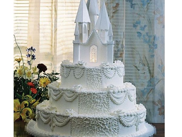 Fairy Tale Castle Wedding Cake || Romantic Wedding Cakes