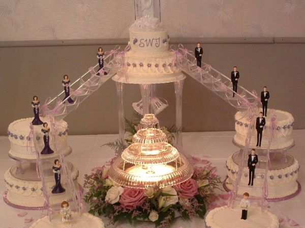 Romantic Waterfall Wedding Cake || Romantic Wedding Cakes