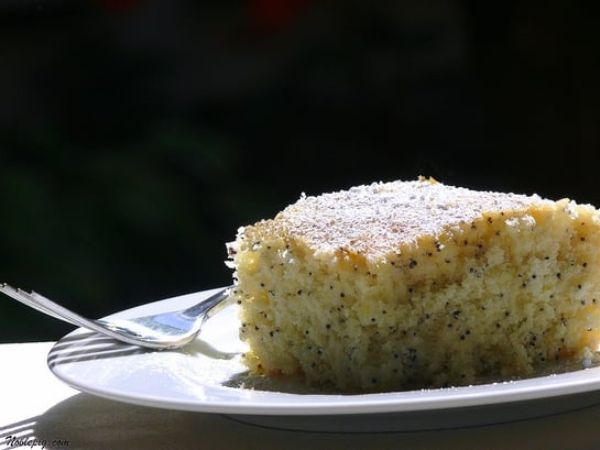 Solo Poppy Seed Cake Recipe